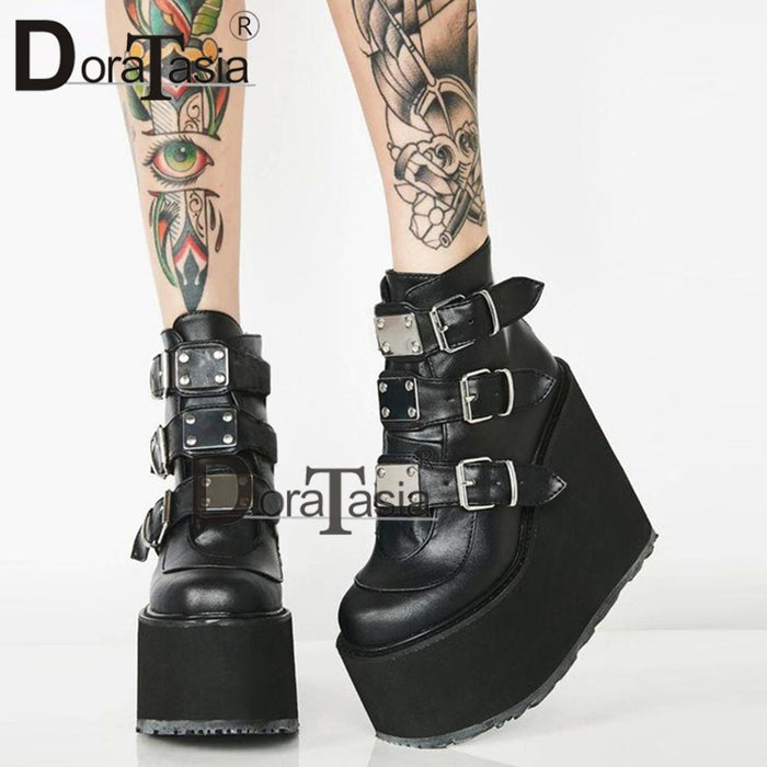 DORATASIA 2020 Brand New Metal Buckle Ankle Boots Women Fashion Punk Female High Platform Boots Wedges High Heels Shoes Woman